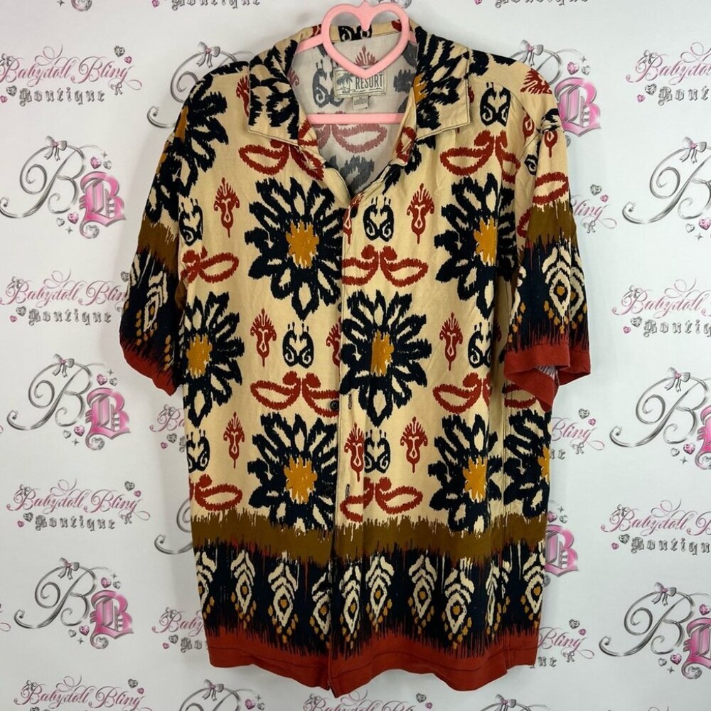 Urban Heritage resort button down Aztec Beige Black boho Button Down Shirt